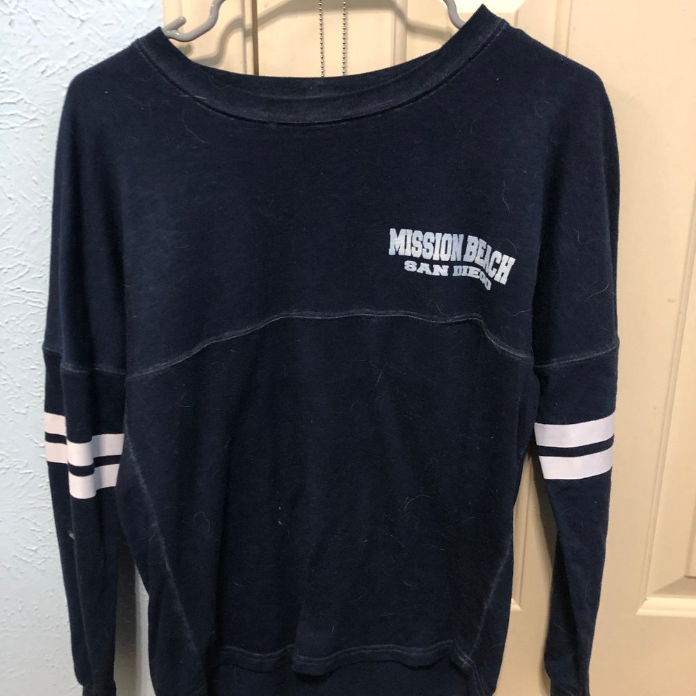 Blue long sleeve shirt
